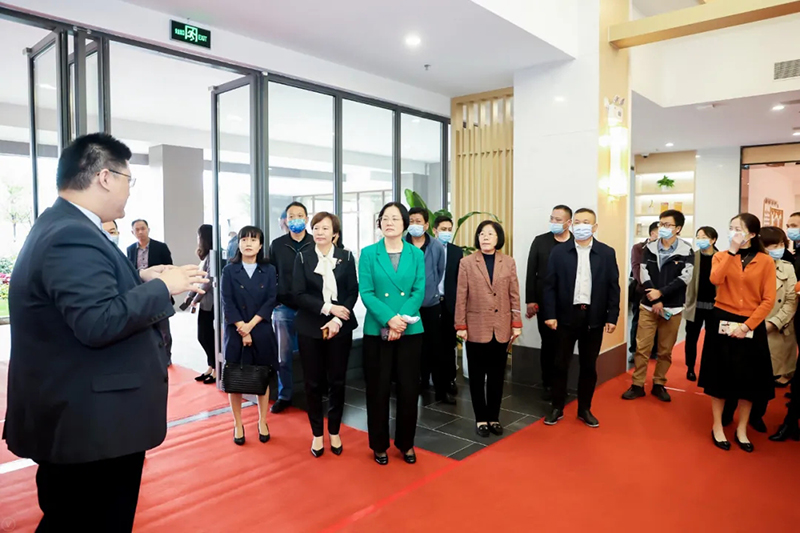 640.webp (5).jpg 640.webp (5).jpg